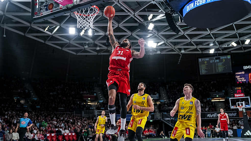 Bayern und Devin Booker zu Weihnachten an der Spitze der BBL