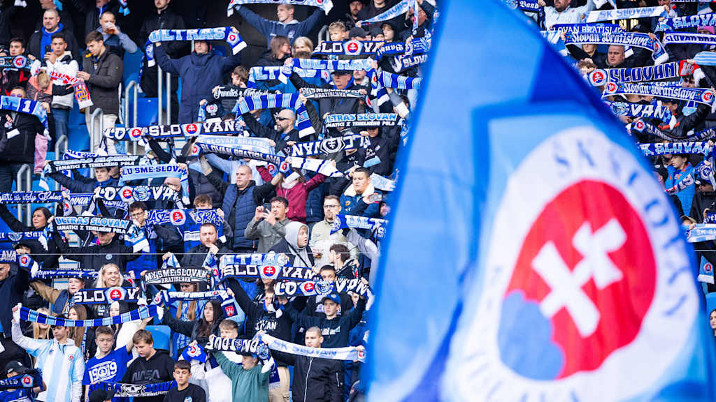 Slovan Bratislawa fans