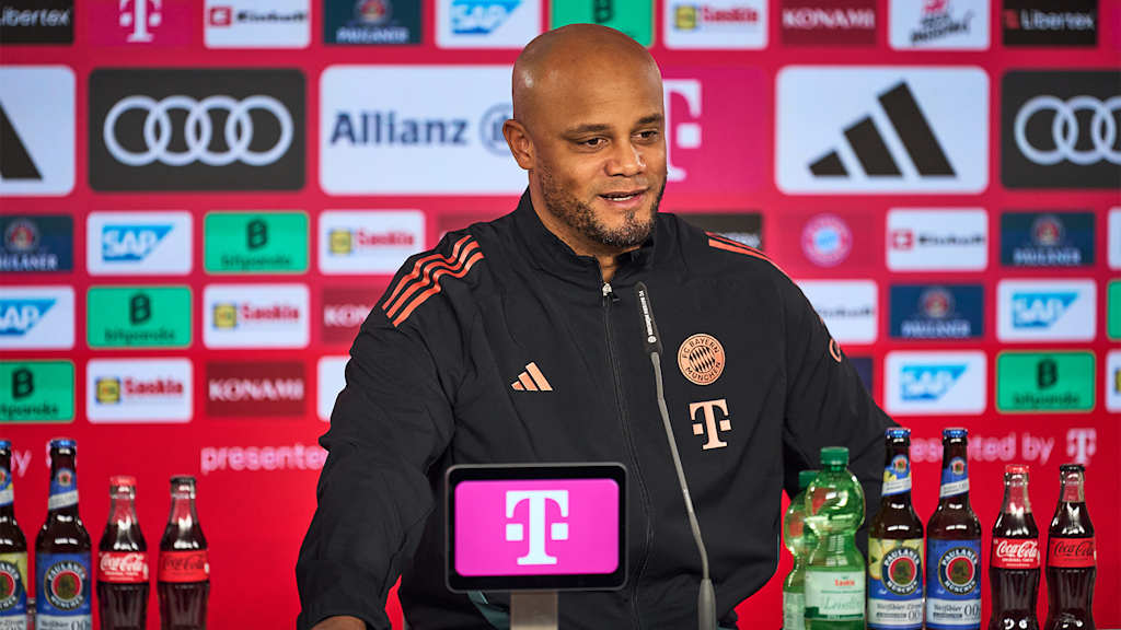 FC Bayern-Trainer Vincent Kompany spricht im Pressetalk vor dem Spitzenspiel bei Bayer 04 Leverkusen.