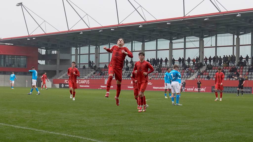 Lennart Karl jubelt nach seinem Treffer.