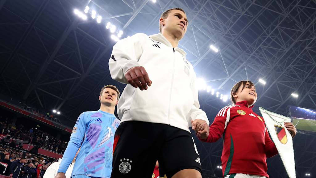 Kapitän Joshua Kimmich führt die deutsche Nationalmannschaft im Länderspiel in Ungarn aufs Feld.