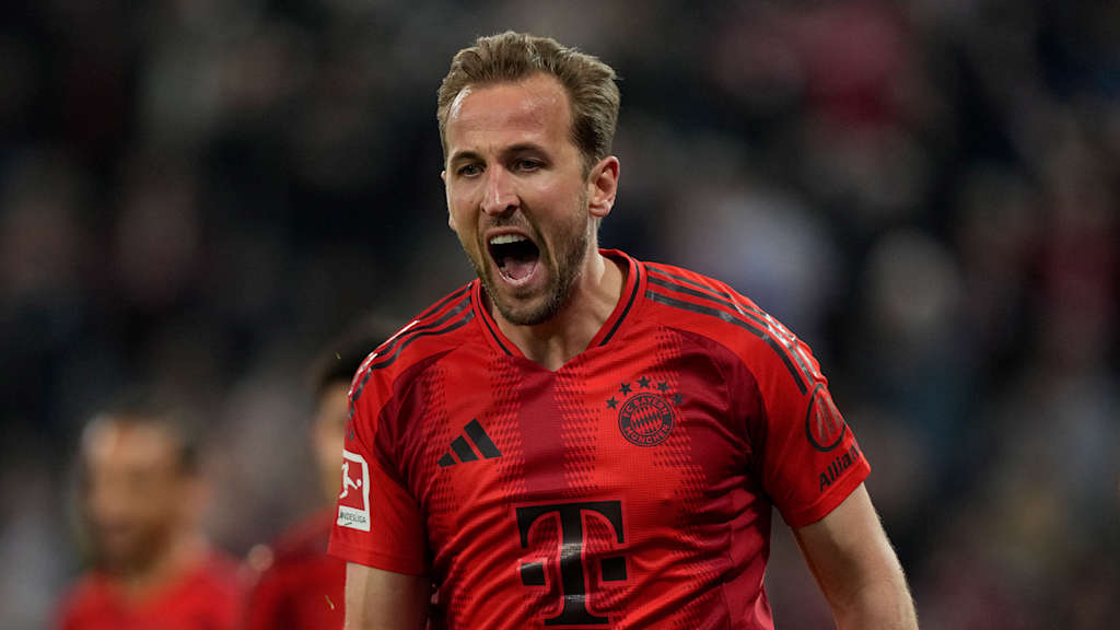Harry Kane bejubelt sein Tor gegen den FC Augsburg