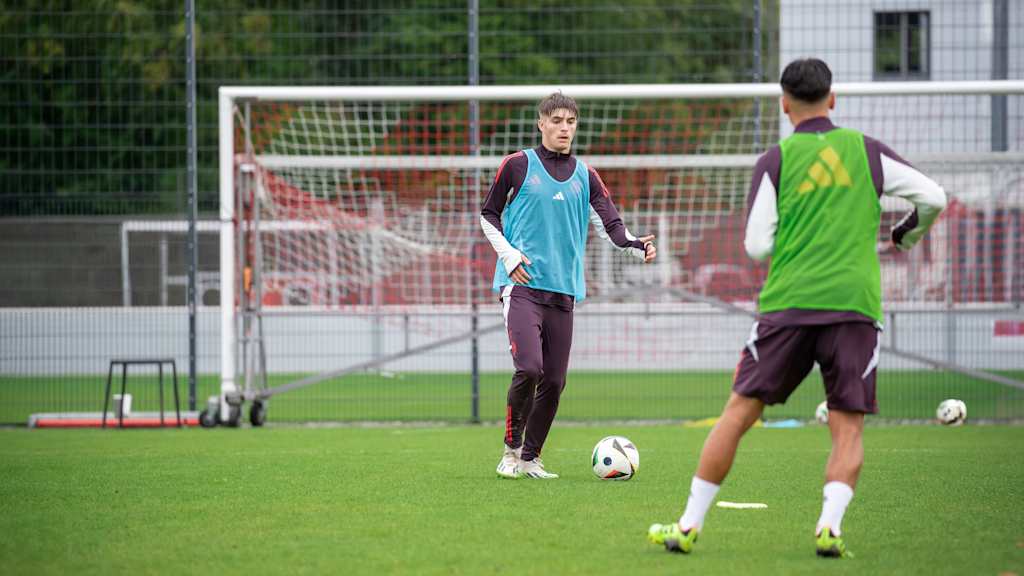 Training der FC Bayern U17 vor dem Spiel beim FC Ingolstadt