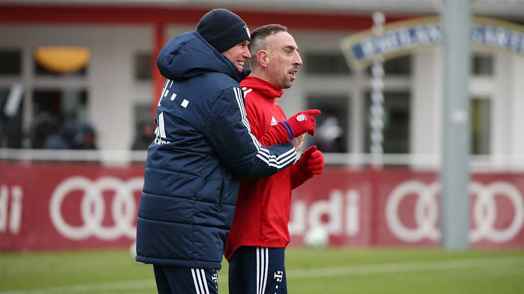 Jupp Heynckes hugging Franck Ribéry during an FC Bayern training session