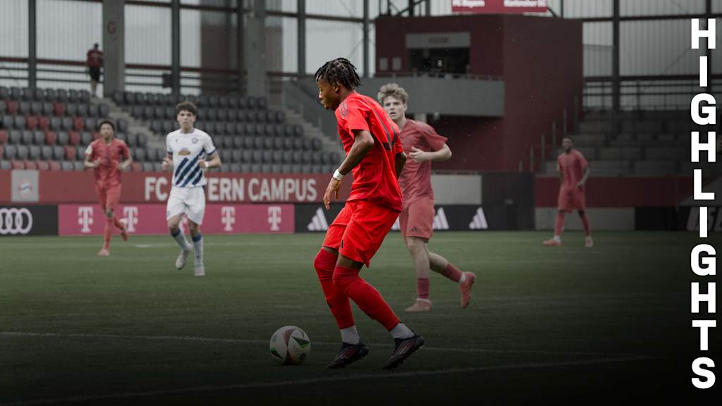 FC Bayern U17 gegen den Karlsruher SC