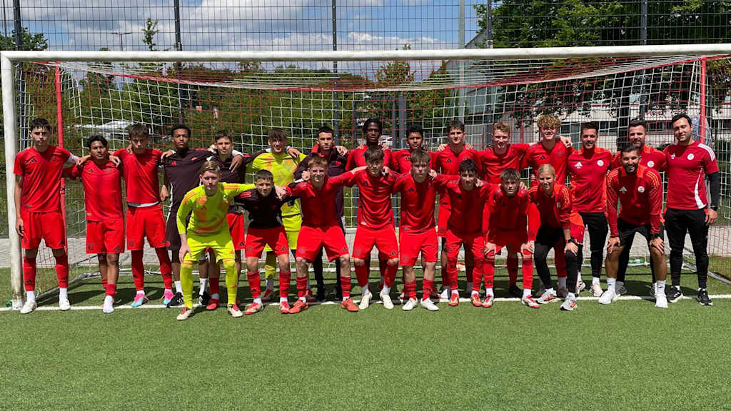 Die U16 des FC Bayern feiert Auswärtssieg gegen Deisenhofen