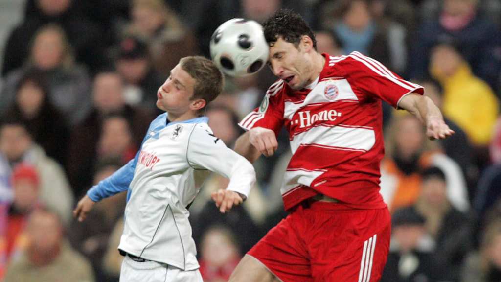 Mark van Bommel im DFB-Pokal-Spiel des FC Bayern gegen den TSV 1860 München