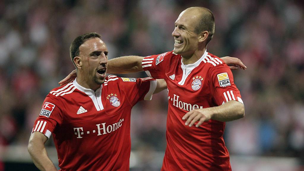 Franck Ribéry und Arjen Robben im Bundesliga-Heimspiel des FC Bayern gegen den VfL Wolfsburg 2009