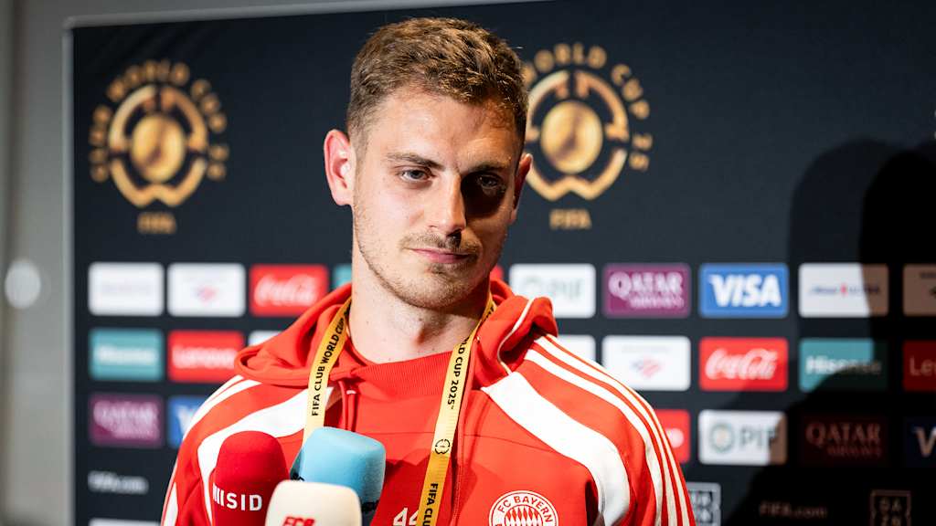 Josip Stanisic im Interview bei der Klub-WM