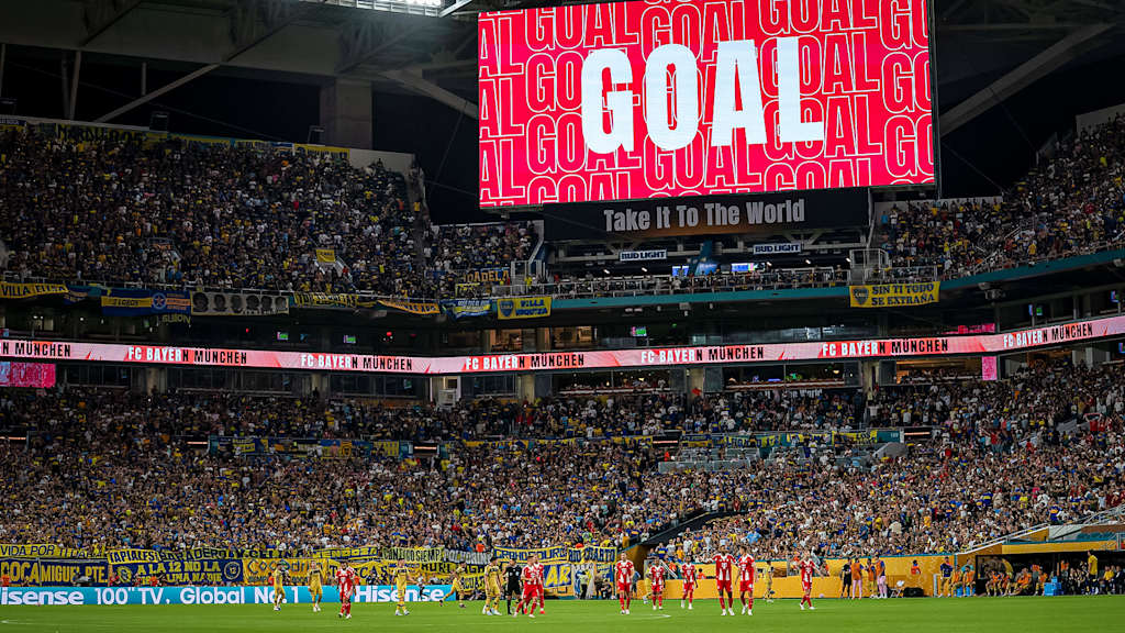 Anzeigetafel mit dem Schriftzug "Goal" im Spiel des FC Bayern gegen die Boca Juniors bei der Klub-WM.