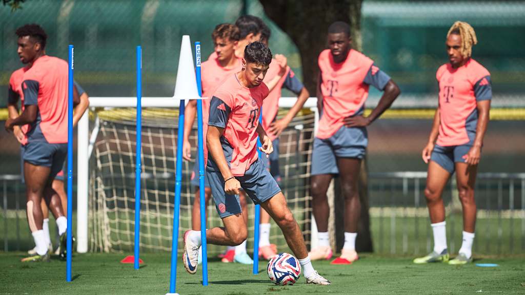 Die Profis des FC Bayern im Abschlusstraining vor dem Klub-WM-Achtelfinale gegen den CR Flamengo
