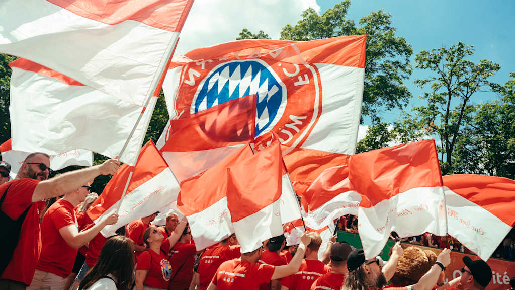 The FC Bayern flag in the wind