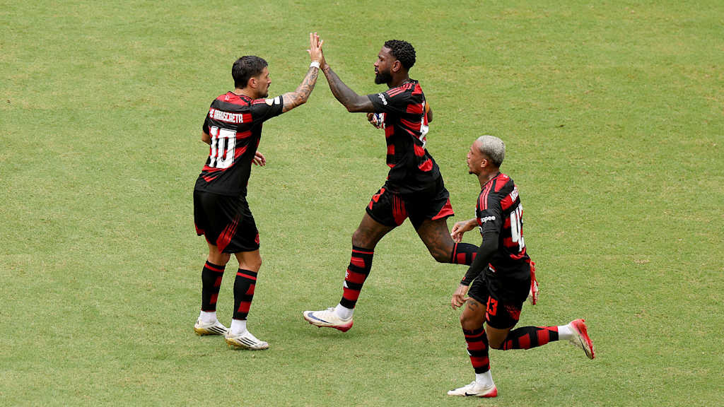 Flamengos Gerson jubelt nach dem Anschlusstreffer zum 1:2 gegen den FC Bayern.