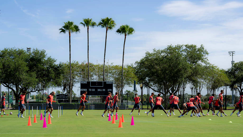 Die FC Bayern-Mannschaft am Mittwoch im Training in Orlando