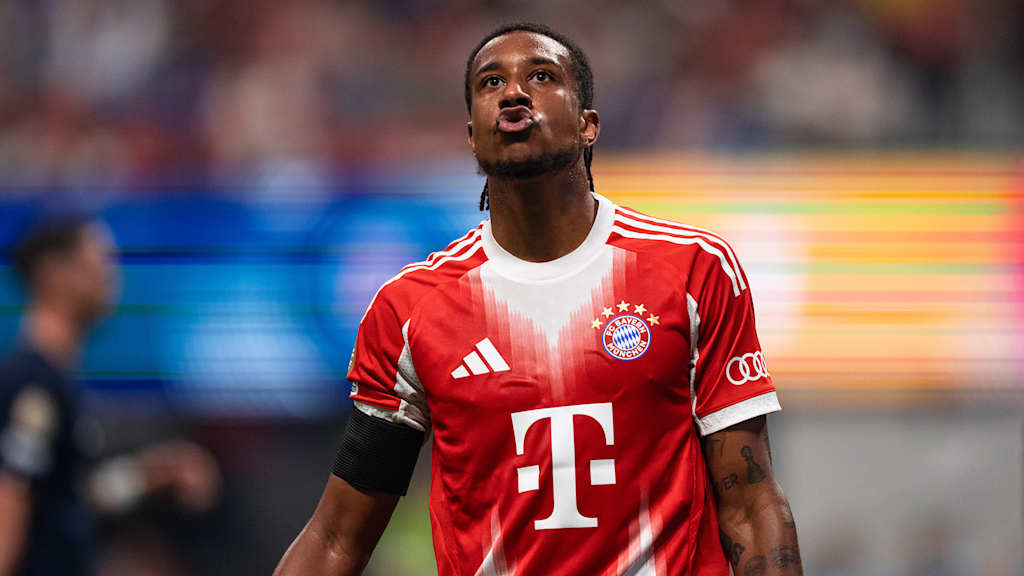 Michael Olise in the Club World Cup match between FC Bayern and Paris Saint-Germain