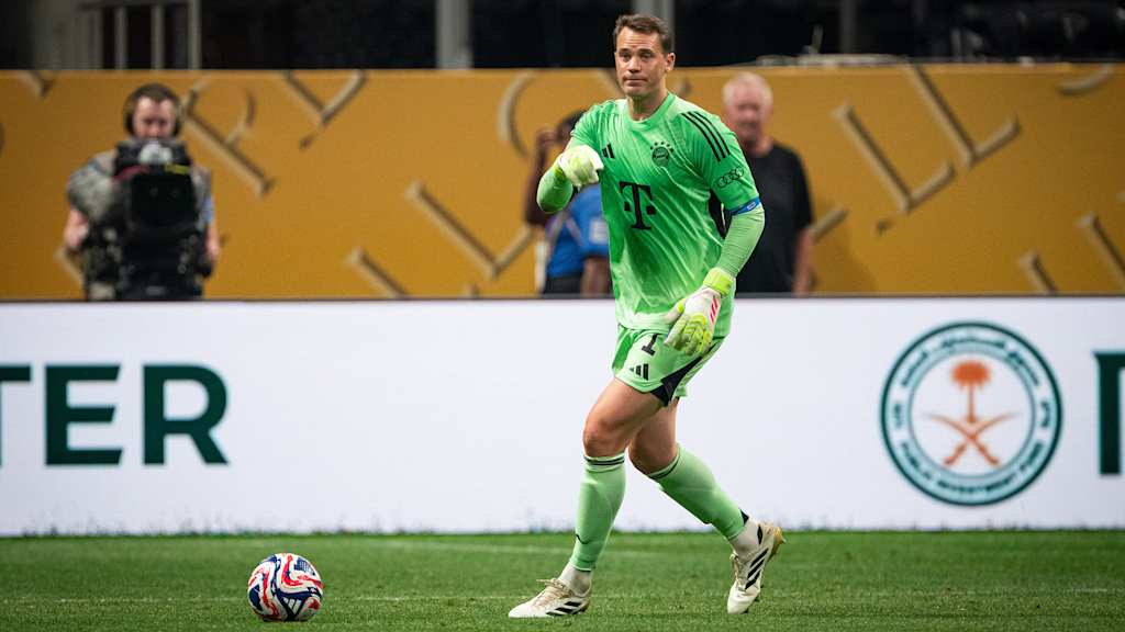 Manuel Neuer im Klub-WM-Viertelfinale zwischen dem FC Bayern und Paris Saint-Germain