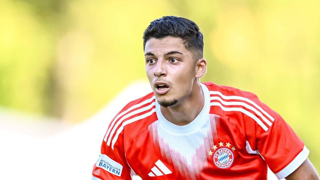 Davide Dell'Erba lief insgesamt 50-mal für die Amateure in der Regionalliga Bayern auf.