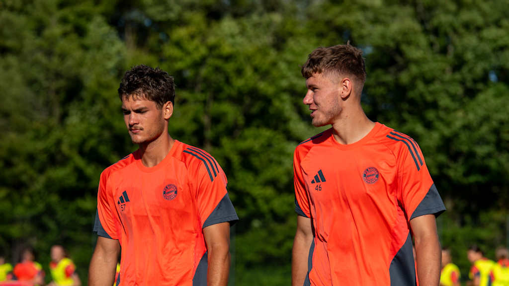 Luis Schäfer und Matthias Kösters auf dem Weg zum Training