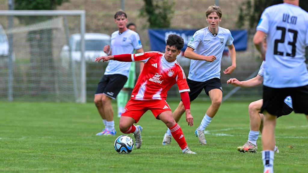 Maycon Douglas Cardozo im Zweikampf.