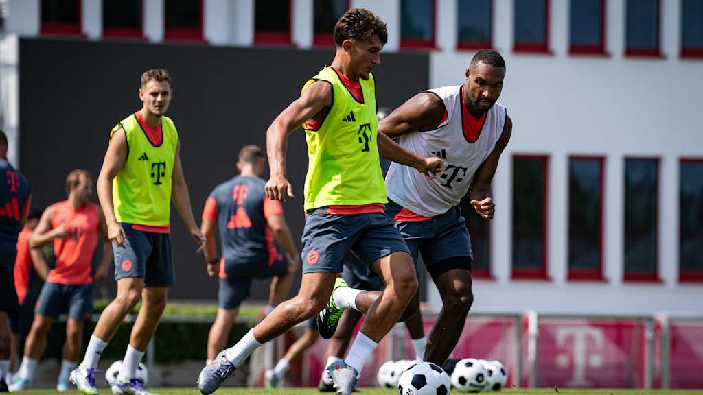 Die Bilder des Abschlusstrainings des FC Bayern vor dem Franz Beckenbauer-Supercup beim VfB Stuttgart