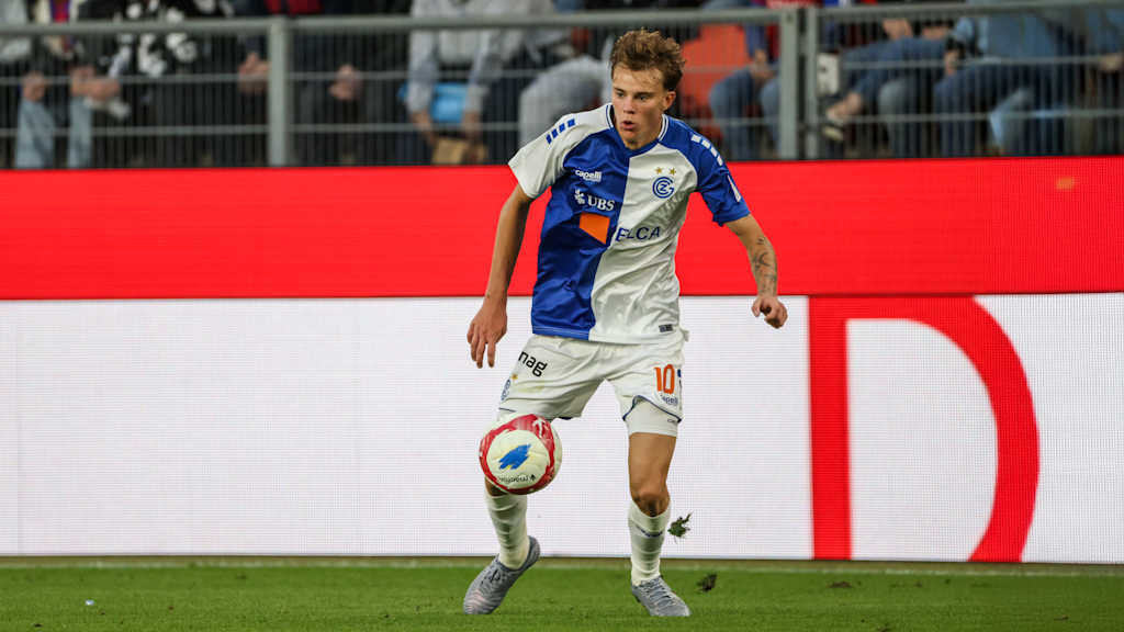 Jonathan Asp Jensen für Zürich am Ball.