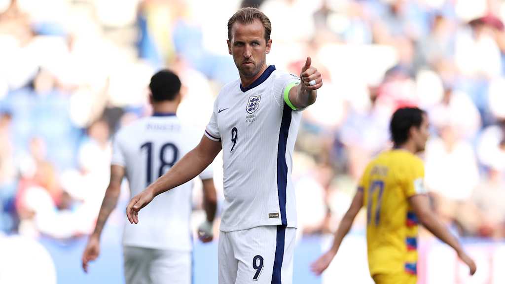 Harry Kane bejubelt seinen Siegtreffer für England im WM-Qualifikationsspiel gegen Andorra.