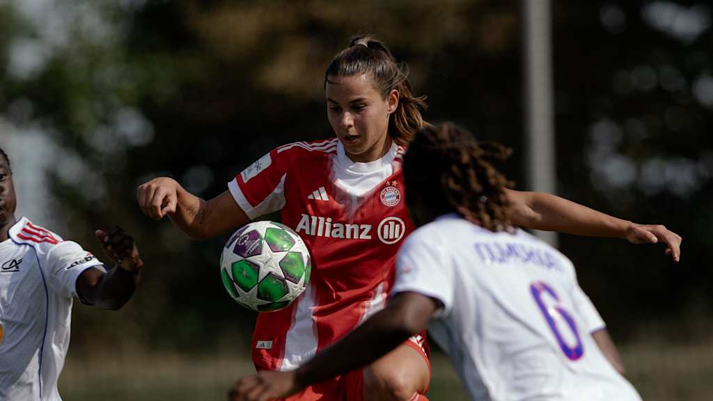 Lena Oberdorf während des Testspiels gegen Lyon.