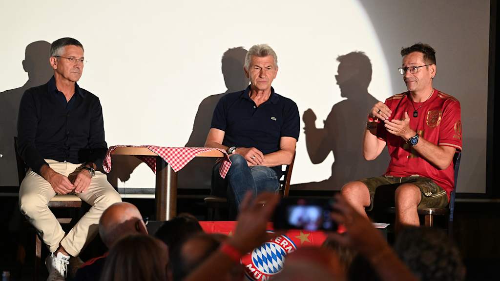 Herbert Hainer, Klaus Augenthaler and Stefan Kösters on stage at the 20th anniversary celebration of Red Deaf