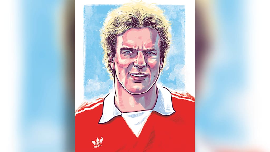 Eine Illustration von Rummenigge im roten Trikot vor hellblauem Hintergrund.