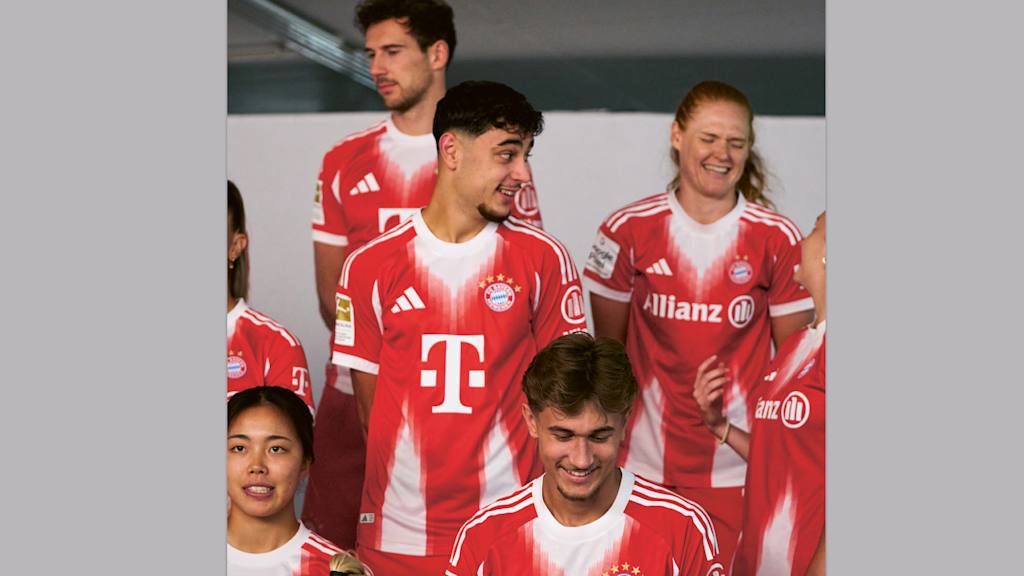 Aleksandar Pavlovic looks to his left during the shoot for the team photo