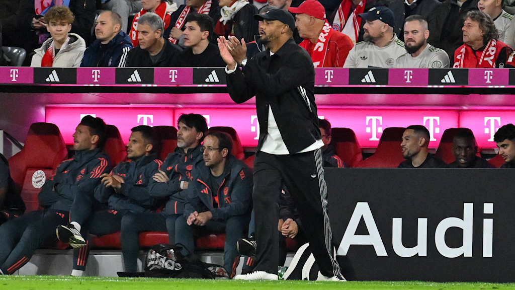 Vincent Kompany claps from FC Bayern’s technical area