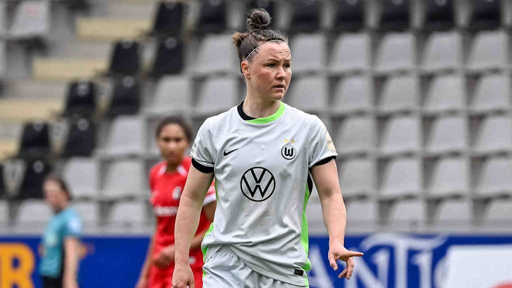 Marina Hegering im Einsatz für den VfL Wolfsburg.