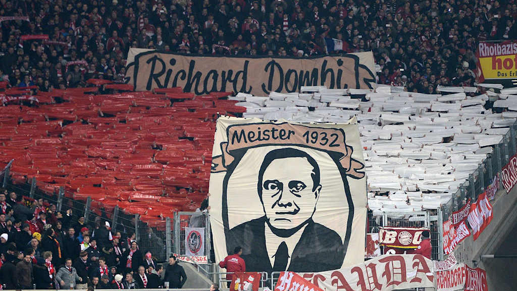 Ehre, wem Ehre gebührt: Die fantastische Choreo in der Südkurve 2013 für Meistertrainer Richard "Dombi" Kohn.