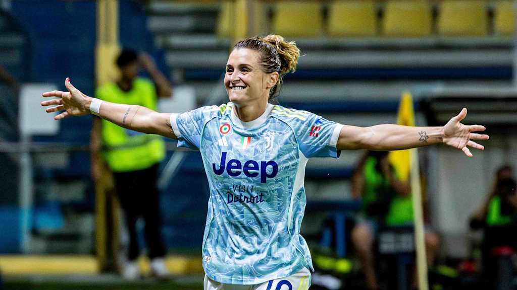 Cristiana Girelli bejubelt einen Treffer für Juventus Turin.