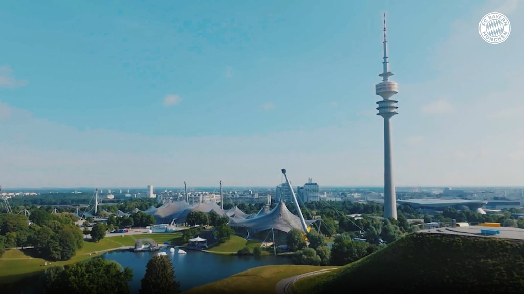 Der Olympiapark in München mit dem Olympiastadion