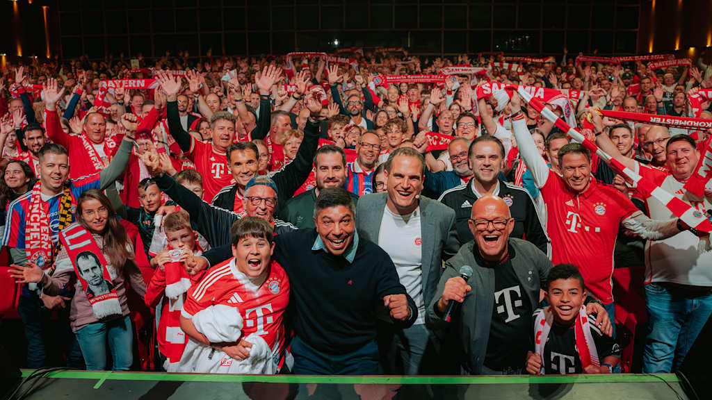 Giovane Elber, Fabian Raabe Stephan Lehmann Bayern fans in Berlin