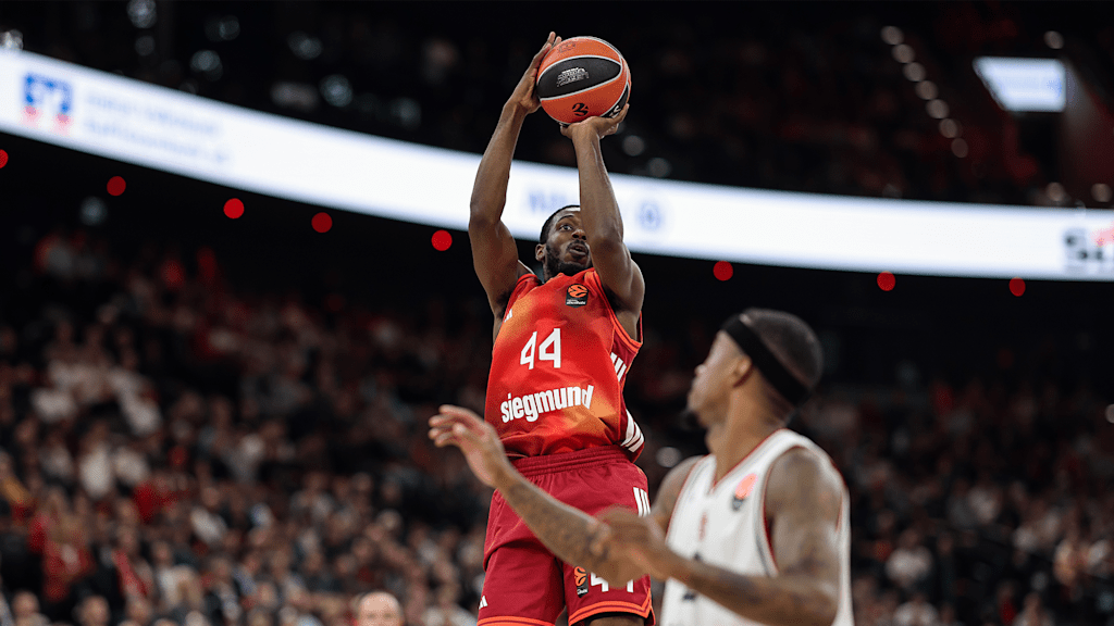 Kamar Baldwin stand gegen Milano in der Starting Five