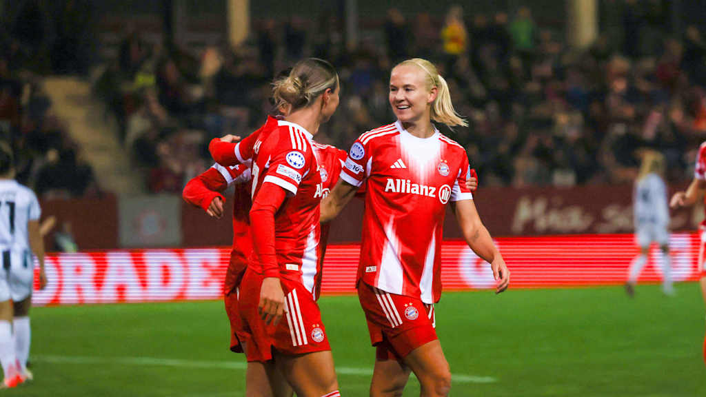 Pernille Harder bejubelt den Führungstreffer gegen Juventus Turin.