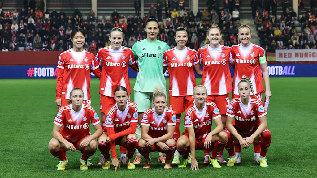 Die FC Bayern Frauen vor dem Duell gegen Juventus Turin.