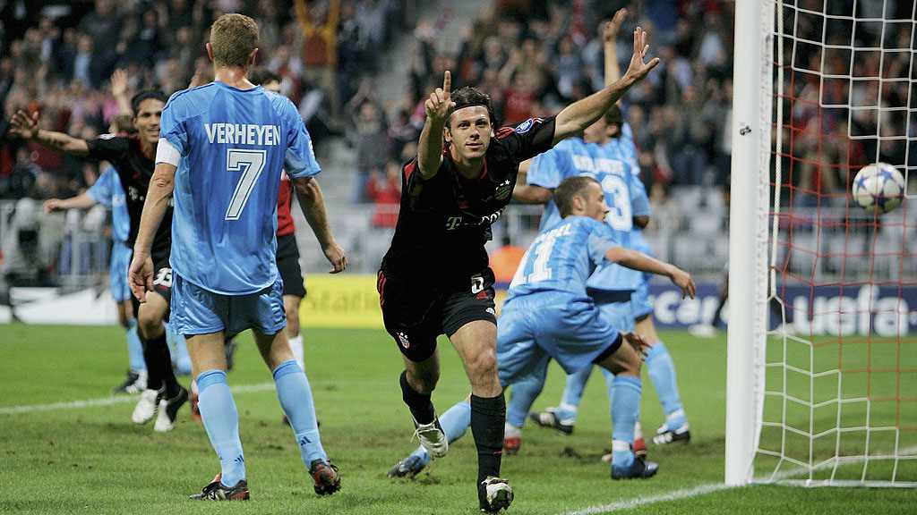 Martin Demichelis bejubelt seinen Treffer gegen Brügge