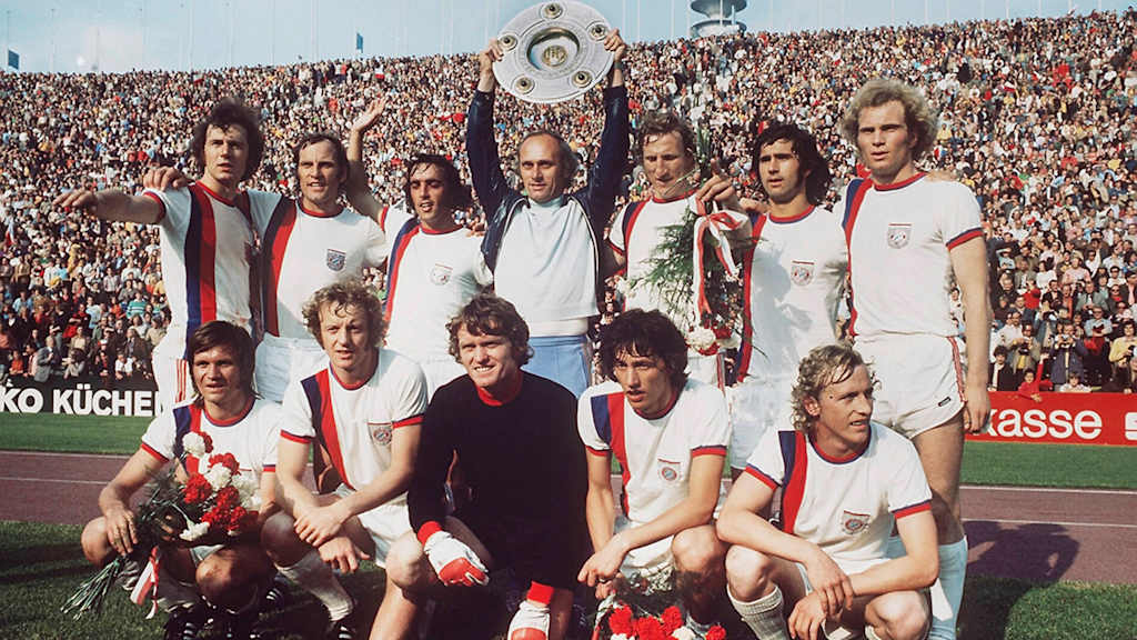 Meister 1973: Diesmal haben Udo Latteks Bayern die Nase wieder vor den Gladbachern.