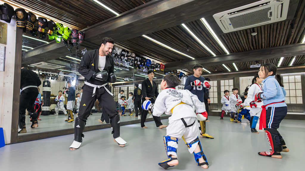 Claudio Pizarro beim Taekwondo