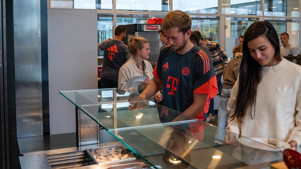 Weisswurstfrühstück am Campus.