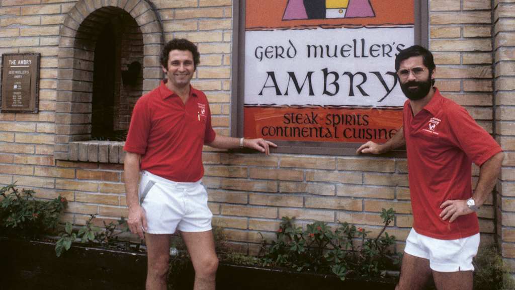 Zum Geburtstag besuchten wir sein altes Lokal „Ambry“ und spürten, wie präsent er auch jenseits des Atlantiks bis heute ist.