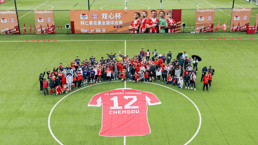 Teamfoto beim Doppelherzcup in China