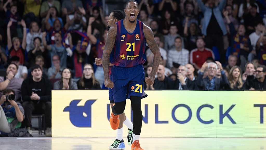 Will Clyburg celebrates