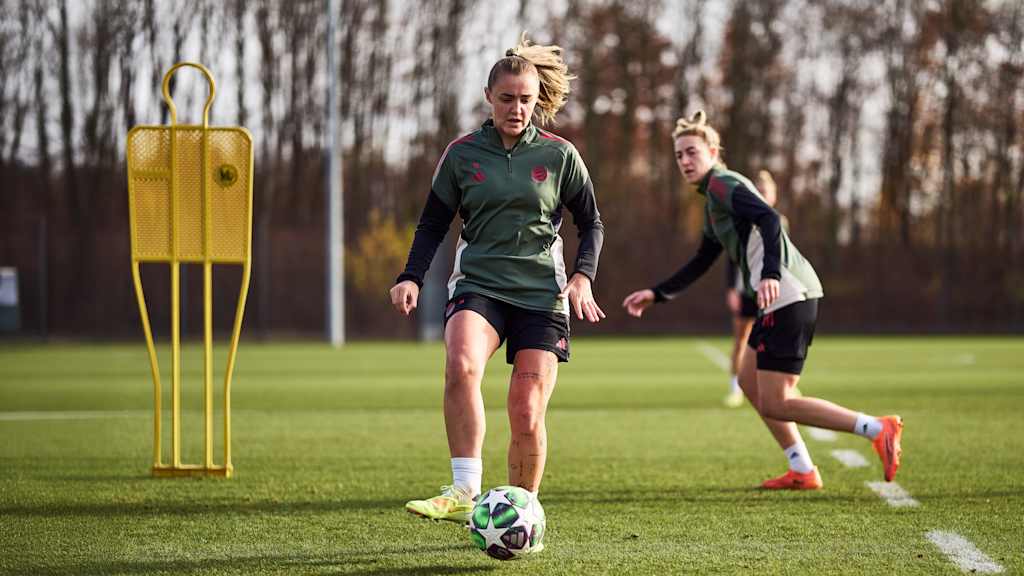 Georgia Stanway während des Abschlusstrainings der FC Bayern Frauen.