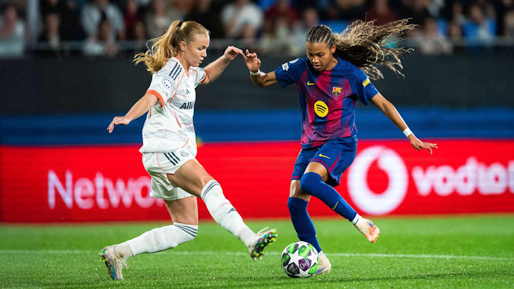 Glódís Perla Viggósdóttir während des Duells beim FC Barcelona in der Saison 2025/26.