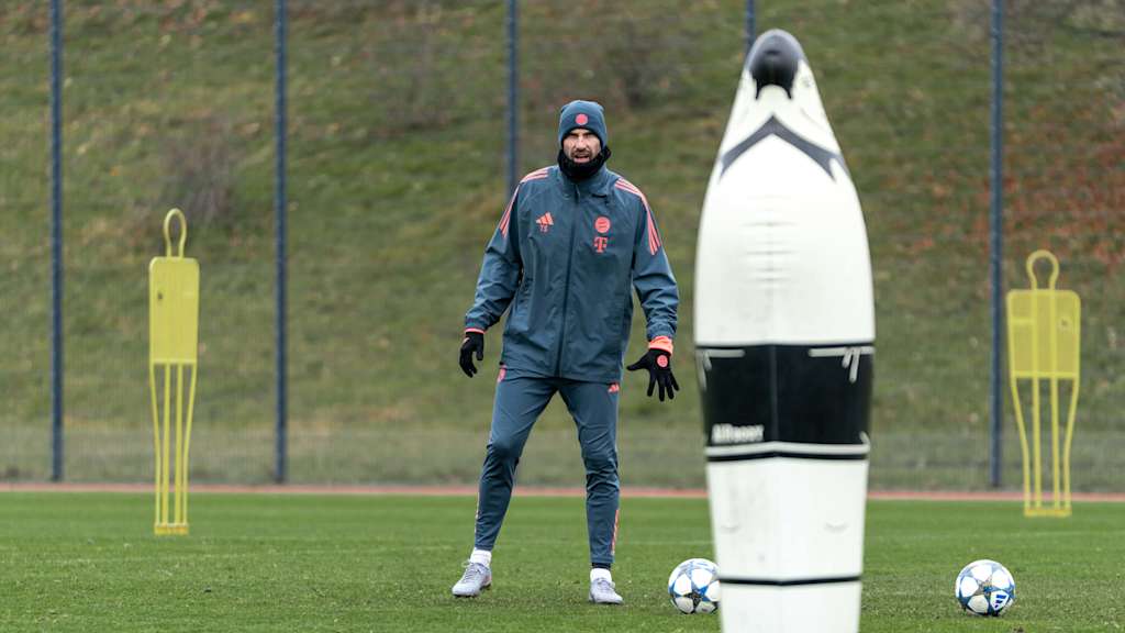 Tom Starke im Training der FC Bayern U19.