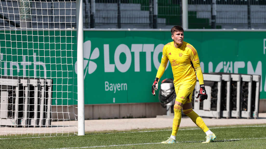 Manuel Kainz im Trikot der FC Bayern Amateure.